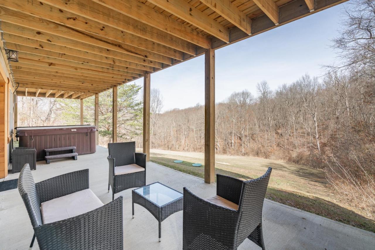 Family Friendly ~ Hocking Hills Cabin ~ Close To Caves, W/Wifi South Bloomingville Exterior photo