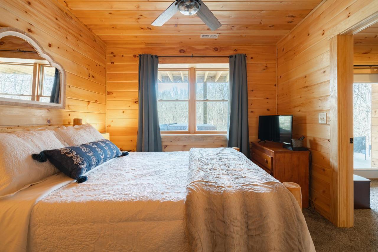 Family Friendly ~ Hocking Hills Cabin ~ Close To Caves, W/Wifi South Bloomingville Exterior photo